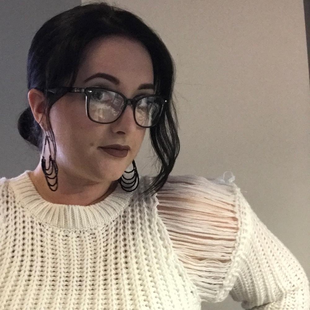 Meet your Posher, Claire